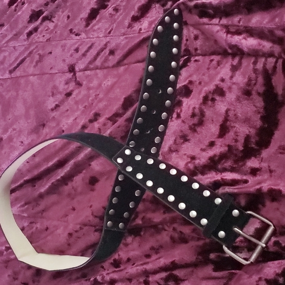 Black Velvet Studded Belt M - Picture 1 of 6